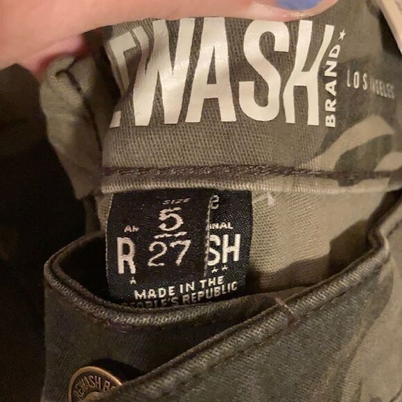 ReWash High Rise Utility Cargo Camouflaged… - Picture 5 of 11